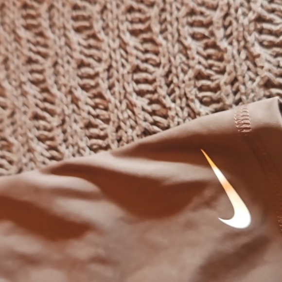 Nike Pro shorts - Picture 2 of 6